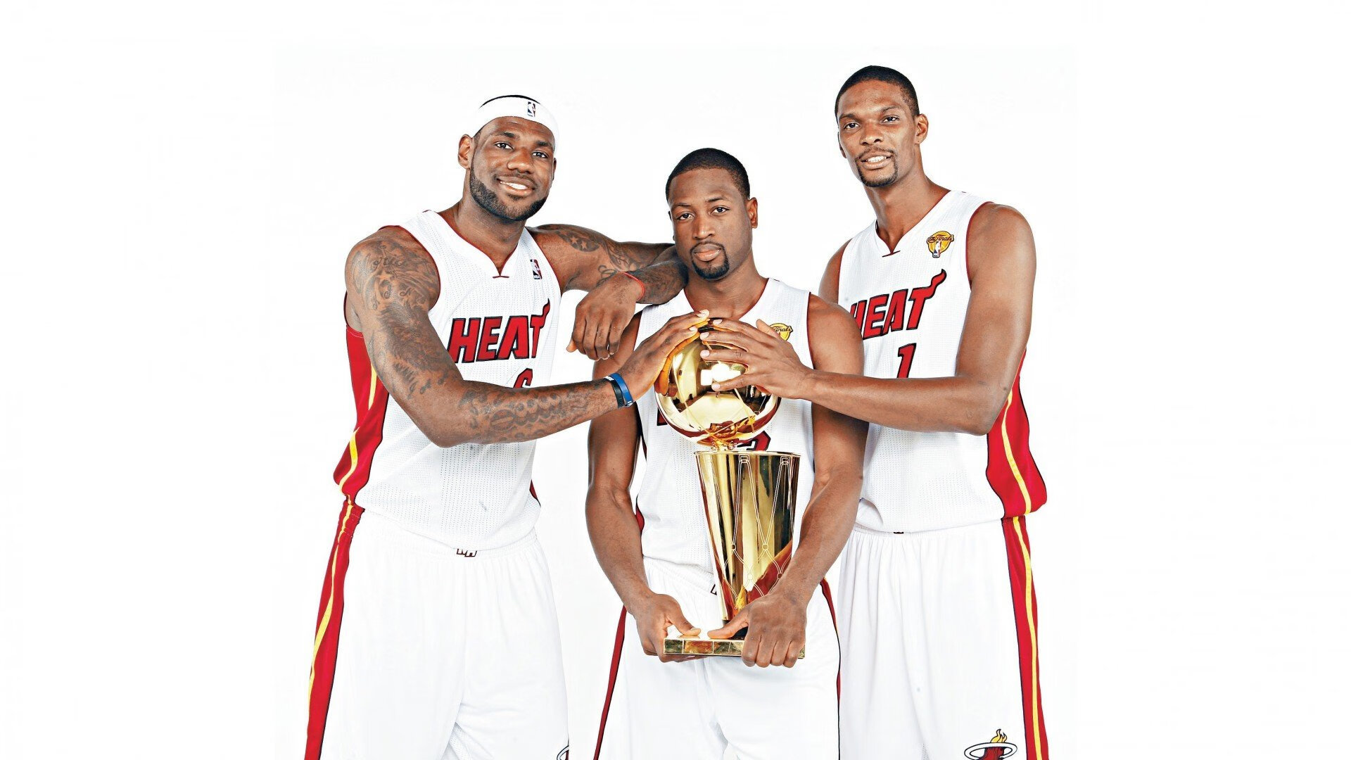 体育新闻中心第一时间发布，最新的体育新闻报道在哪看